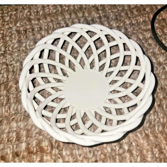 Espana Tabletops Unlimited Open Braid Woven Lattice Ceramic Bowl 7.5" Ivory - Picture 8 of 11